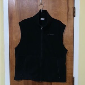 Columbia vest